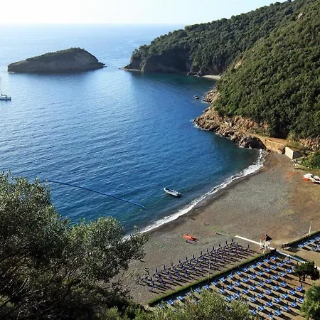 Ξενοδοχείο με διαμερίσματα Th Ortano - Ortano Mare 4*