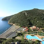 Hotel Ortano Mare 4*