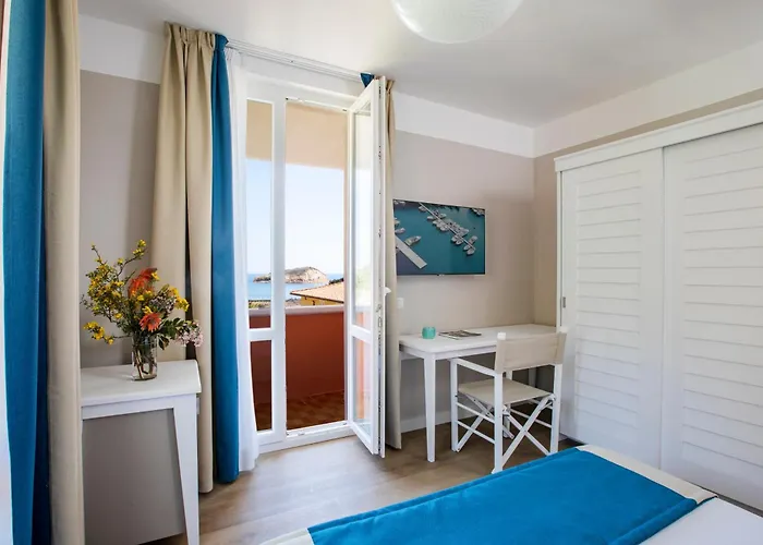 Ortano Mare Rio Marina