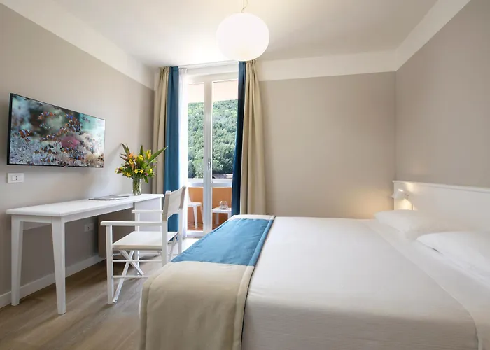 Отель Ortano Mare 4*