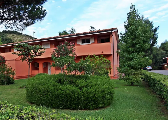 Hotel Ortano Mare 4*