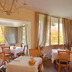 Hotel Ortano Mare